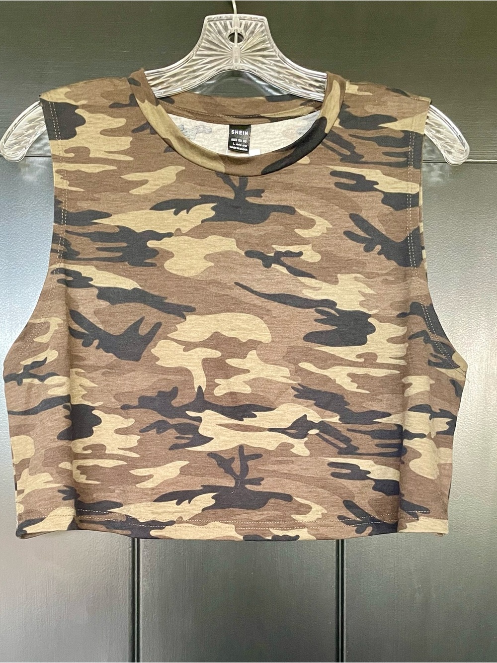 SHEIN Olive & Brown Camo Sleeveless Crop Tank